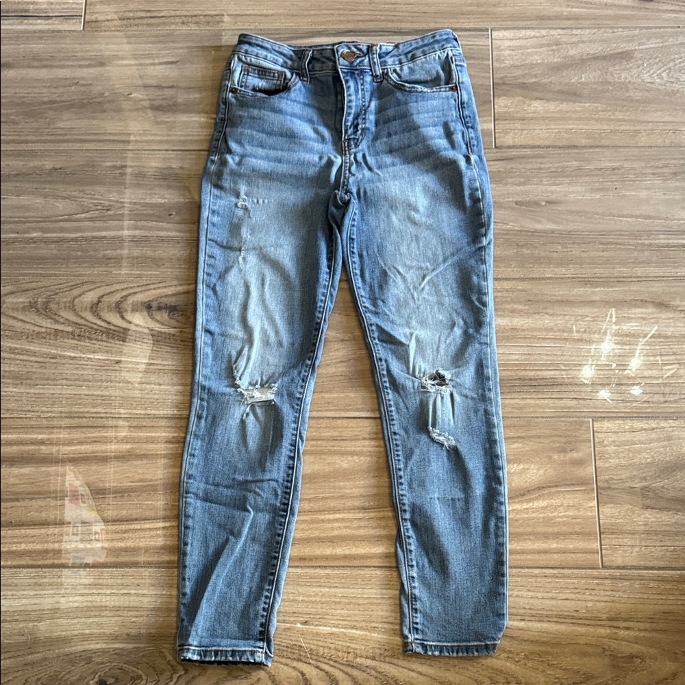 Harper Heritage Classic Blue Straight Leg Women's distressed Jeans 27